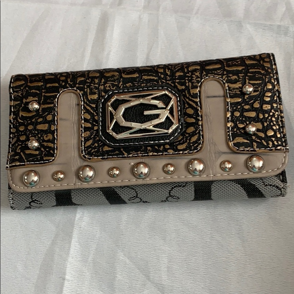 Guess Stylish Wallet, NEW
